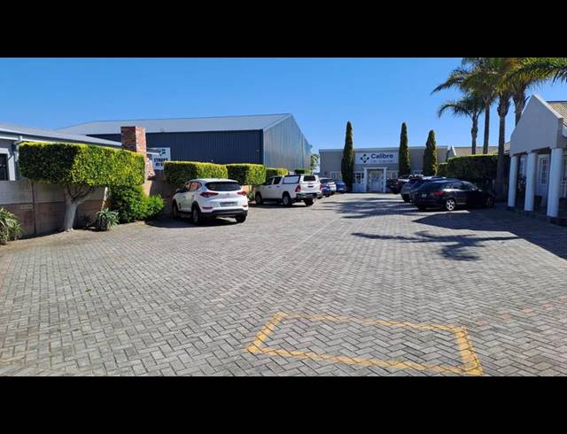 BUSINESS PROPERTY TO RENT IN NEWTON PARK